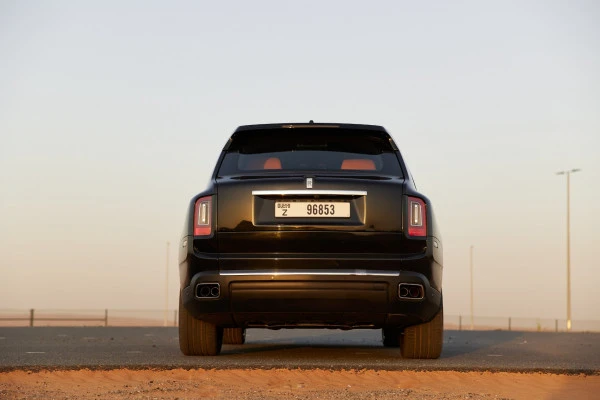  Black Rolls Royce Cullinan Photo 