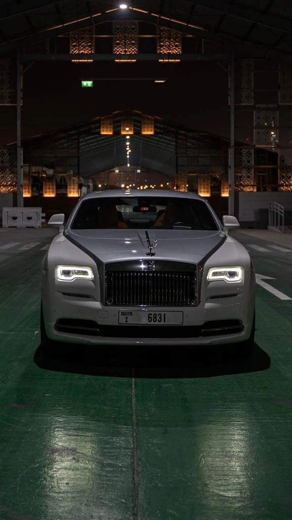  White Rolls Royce Wraith Photo 